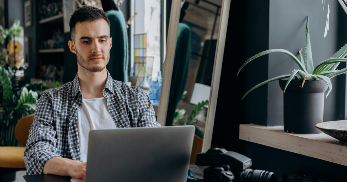 AI prompt: как создавать эффективные запросы для искусственного интеллекта на английском