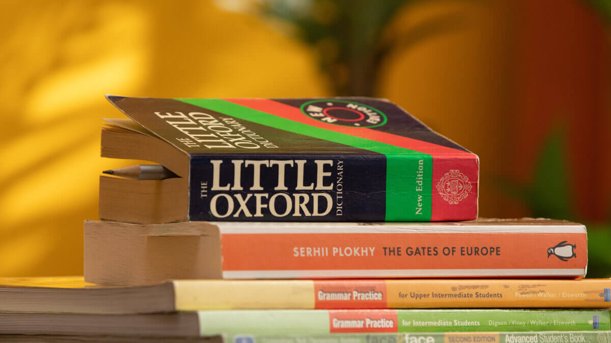 Найкращі онлайн-перекладачі 💫 огляд 12 програм, сервісів та найточніших AI-рішень