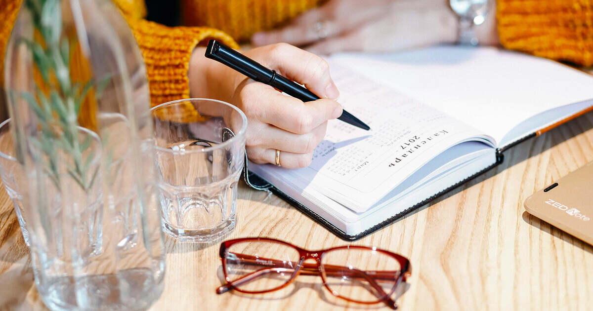 Break: 3 формы с примерами употребления неправильного глагола - Cambridge.ua