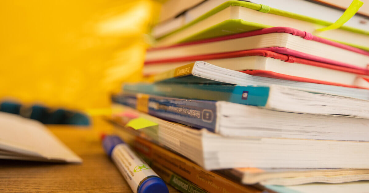 Win: вивчаємо 3 форми дієслова та корисні вирази - Cambridge.ua