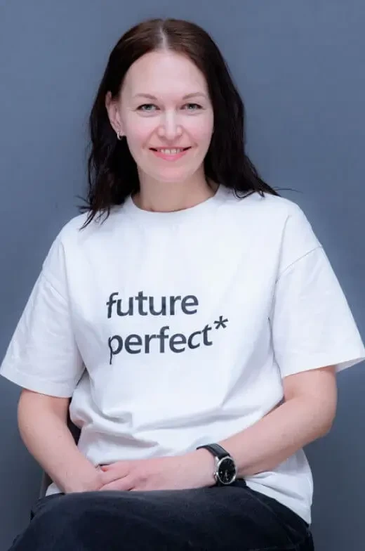 Викладач Олена Українська