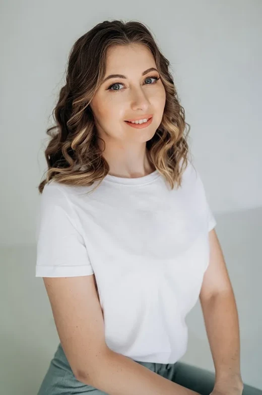 Викладач Дар'я Железняк