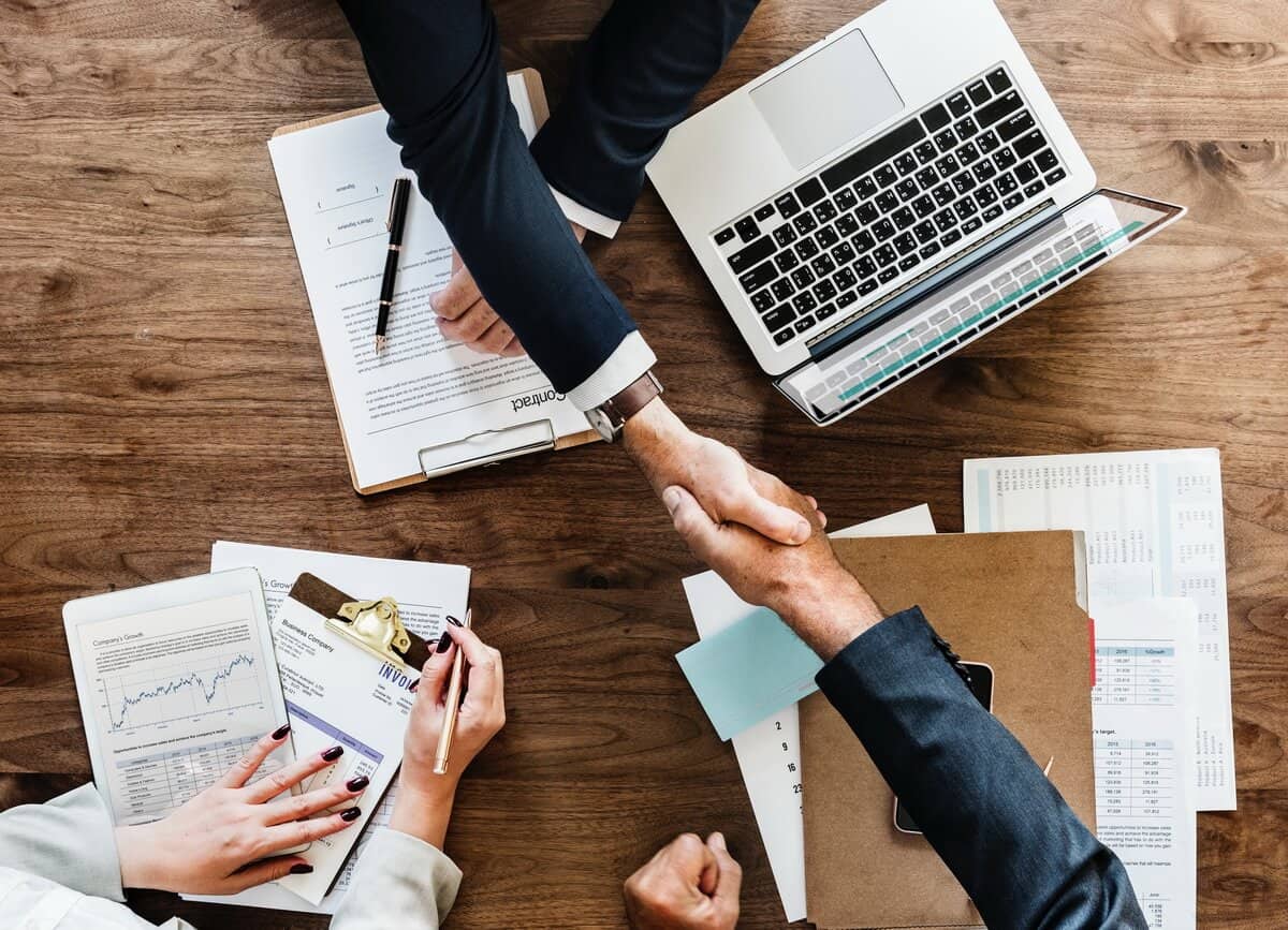 Як написати діловий лист англійською